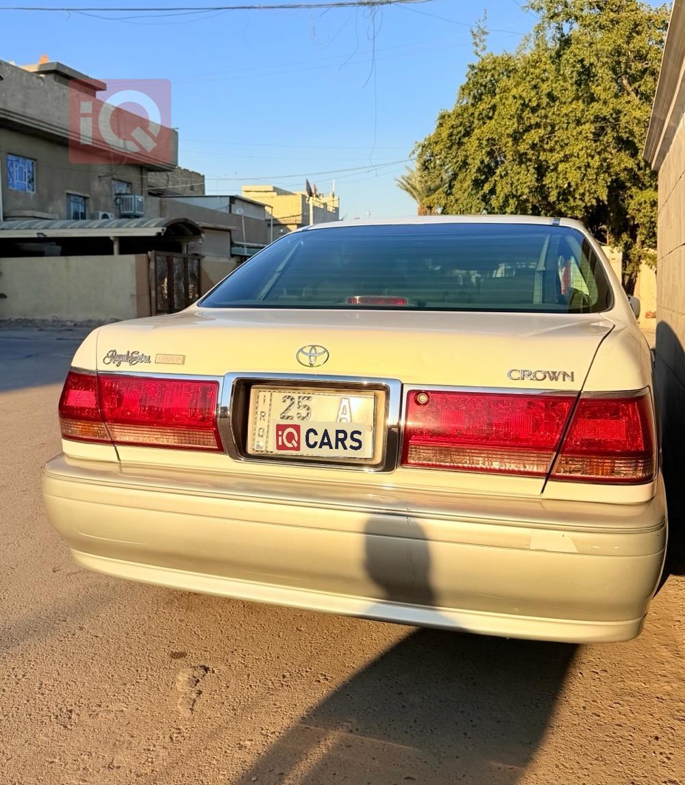 تويوتا كراون